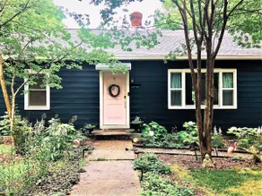 The Mettā Haven - A Pet Friendly MTR w/ 2BR 2BTH - Image 4