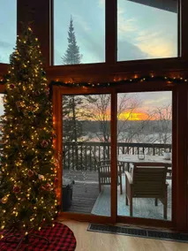 Cozy cabin - perfect for your next getaway! - Image 5