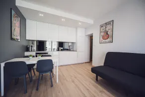 Rynek view high standard apartment - Image 4