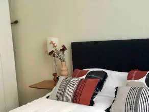 Cozy 1-bedroom apartment — European District, fast Wi-Fi - Image 2