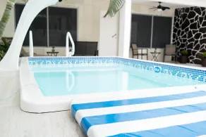 Spacious, newly remodeled house near the sea - Image 5