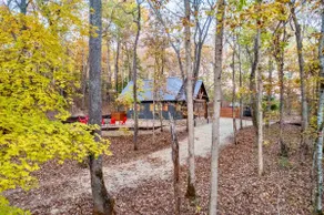 *NEW* LuxuryCABIN* 10 acres*Movie room*secret room - Image 4