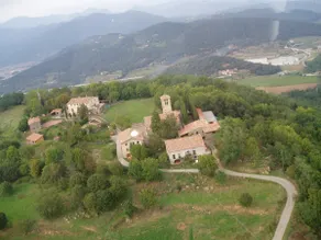 Farmhouse in the Garrotxa Natural Park - Image 4