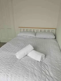 Iris Home in Southsea FREE street parking and pets welcome - Image 3