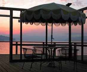 Waterfront home w/ dock, deck, views, sleeps 10 - Image 5