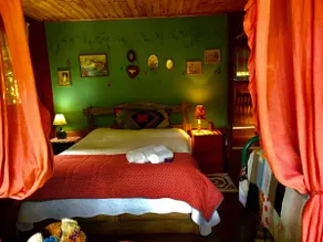 Dream cottage with fire pit and jacuzzi - Image 3