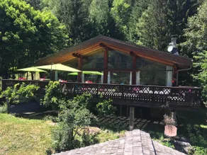 Incredible Chalet-Terrace Incredible-Jacuzzi & Sauna - Image 3
