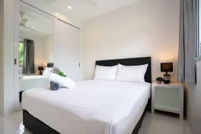 SO SUNLAND VILLAS (U6)-Residence & pool -2 BDR Apt - Image 3