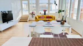 Deluxe Penthouse Downtown - Image 5