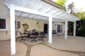 Amazing private guest suite w /pool in Chatsworth - Image 4