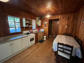 Cabin surrounded by nature and tranquility - Image 2