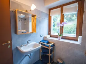 Azalea Apartment - Image 3