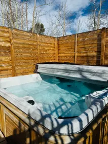 Top Floor Condo Steps From Free Shuttle w/Hot Tub - Image 4