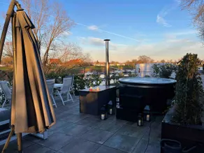 Luxury harbor view chalet with hot tub - Image 5