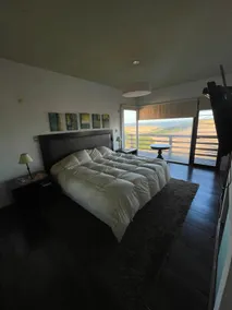 A five-bedroom house with a swimming pool, facing the sea - Image 4