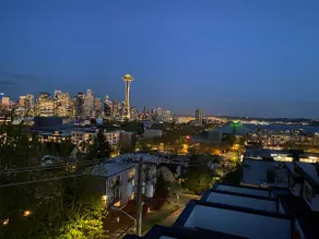 Walk to SeaCtr, See blue angel on rooftop 7/30-8/2 - Image 2