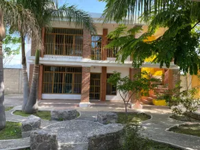 Albahacar Rest Villa with a pool and barbecue - Image 2