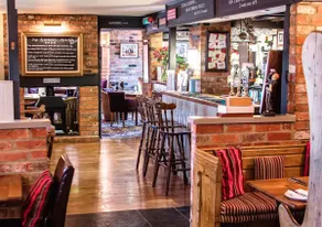 ”The Retreat” at The Fox at Peasemore Country Pub - Image 4