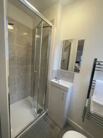 3. Exemplary Twin bed Studio - Image 5