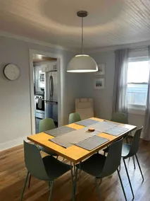 Cozy Historic Downtown Home w/ a Minimalist Touch - Image 3