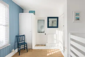 Soak up the Cool, Coastal Style at a Harbour Hideaway - Image 2