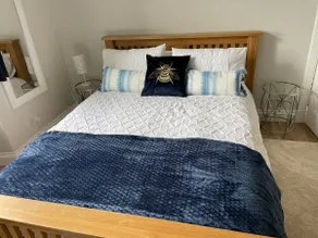 Number 79, Cosy Central Helensburgh 1 Bedroom, ground floor pet friendly, garden - Image 2