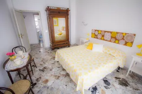 BARI GRAND CENTRAL APARTMENT - 3 Bedrooms and Jacuzzi in the City Center - Image 3
