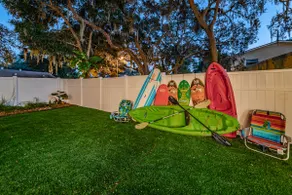 Experience Our Little Bit of Paradise Near Beaches - Image 4