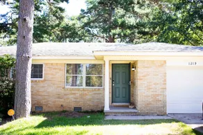The Retreat on Marlyn Drive - Image 2