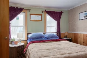 Cozy Little Cottage - Image 5