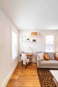 Center City 2bd Apt with Free Parking Included! - Image 5