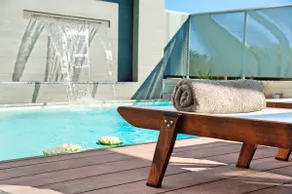 Perla Nera | Heated Pool - Image 4
