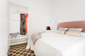Charming apartment in the historic center - Image 4