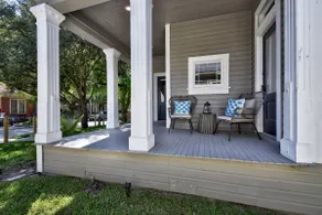 Charlee's Casita 3BR/3BA walk to the River! EV - Image 4