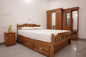 2 BHK Luxurious Residential House near Edappally - Image 5