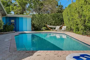 Bluescape: Relaxing getaway home 3 min from beach! - Image 5