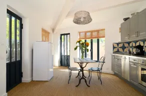Loetitia's little house beachfront house - Image 5