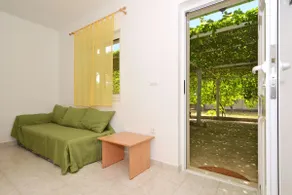 BUNGALOW LUKAS 3, pour 2 + 2 personnes, quartier calme dans un environnement verdoyant - Image 4