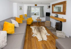 Luxury Dorset Cottage 15 Mins to Jurassic Coast, Walk to Beaminster - Image 3