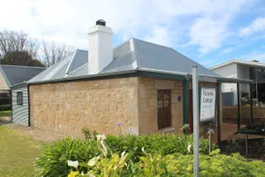 Victoria Cottage - Image 2