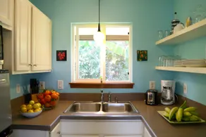 Bananarama Cottage, Black Sand Beach, A/C - Image 5