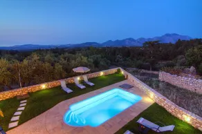 Green Paradise Villa - Image 3