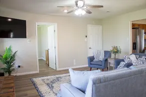 Lodge at Waco Lane - Image 4