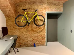 Spacious cosy apartment next to Belvedere Palace. - Image 3