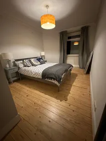 2 Bedroom Central Apartment - Image 5