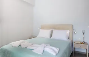 Niovi Seaside Suites - Image 2