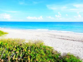 POSHPADZ Bella Vista Sandpiper Villa Spaziergang zum Jupiter Beach - Image 3