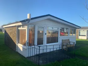 Dartmouth 2 Bed Detached Chalet 144 Norton Park - Image 2