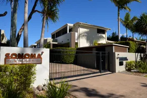 Noosa Water Views - Image 3