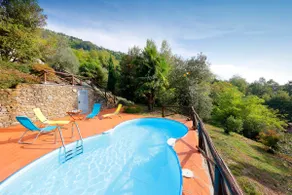 The Tuscany of the Tuscans, isolated and green - Image 2